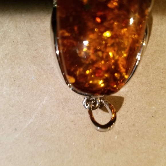 Amber Pendant - Picture 4 of 4